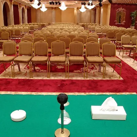 Pyramisa Cairo Hotel And Suites